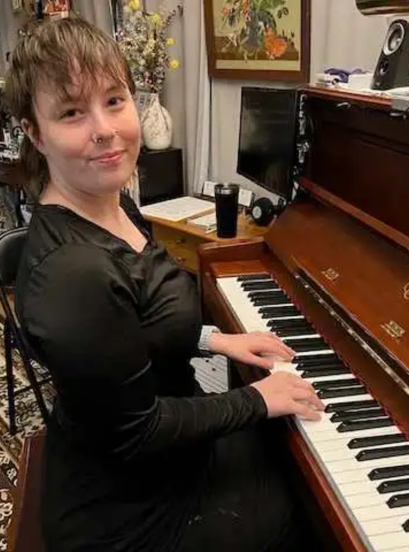 Kaitlyn-McVay-piano